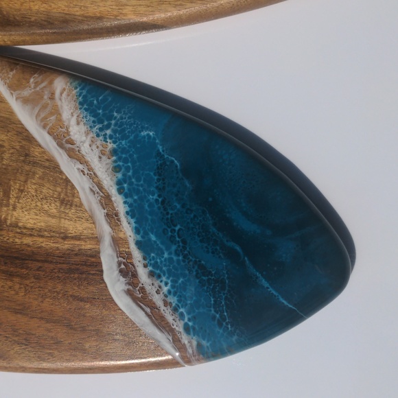 Lynn & Liana acacia Surfboard beach Charcuterie hostess Boards - Picture 4 of 11